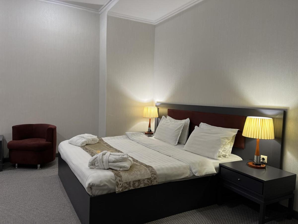 Almaty Grand Erbil Hotel Dış mekan fotoğraf