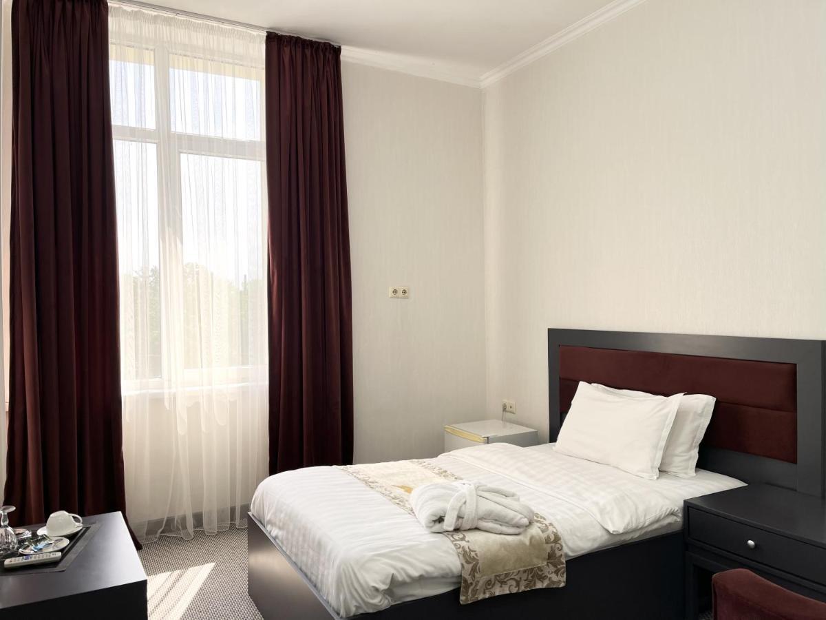 Almaty Grand Erbil Hotel Dış mekan fotoğraf