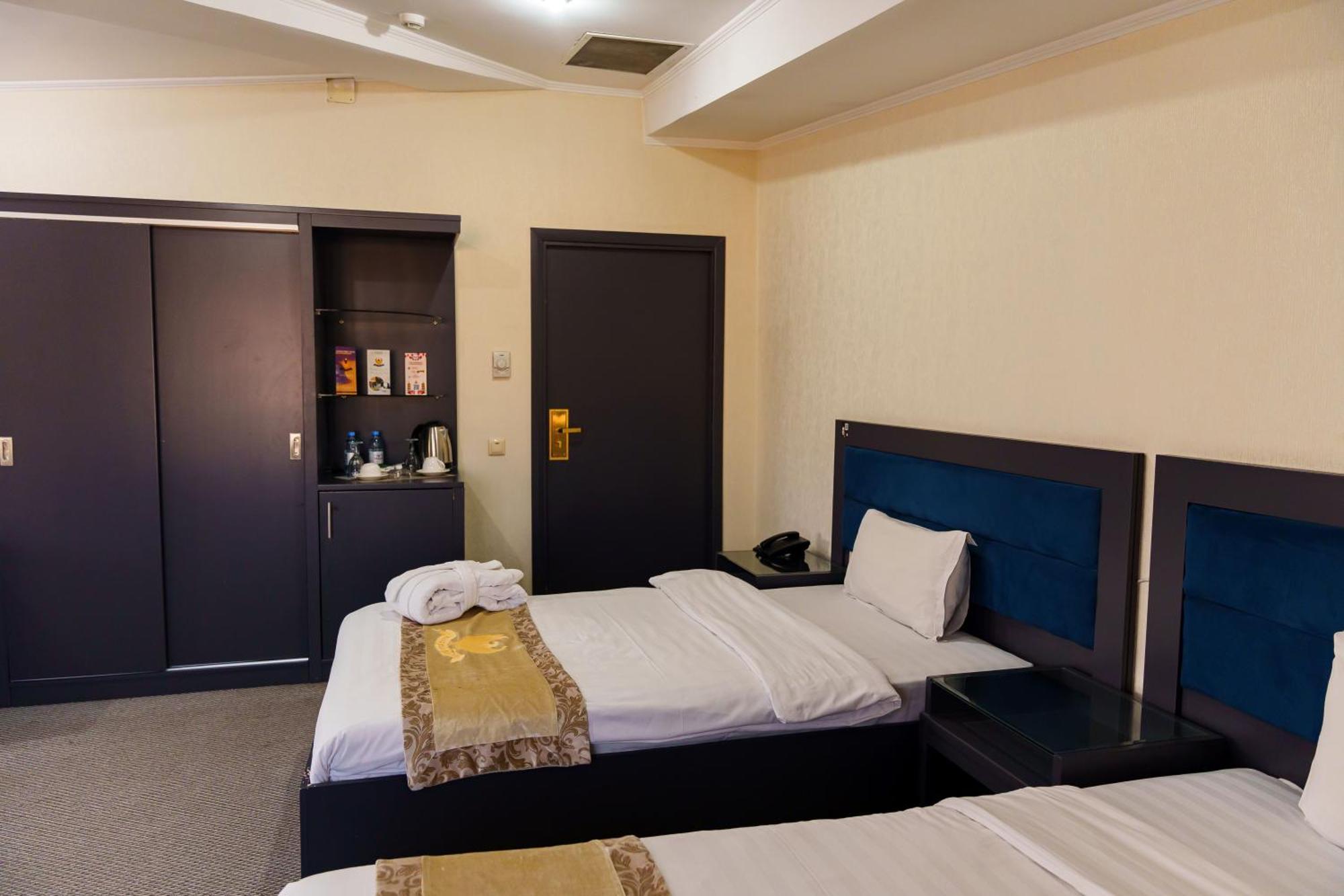 Almaty Grand Erbil Hotel Dış mekan fotoğraf