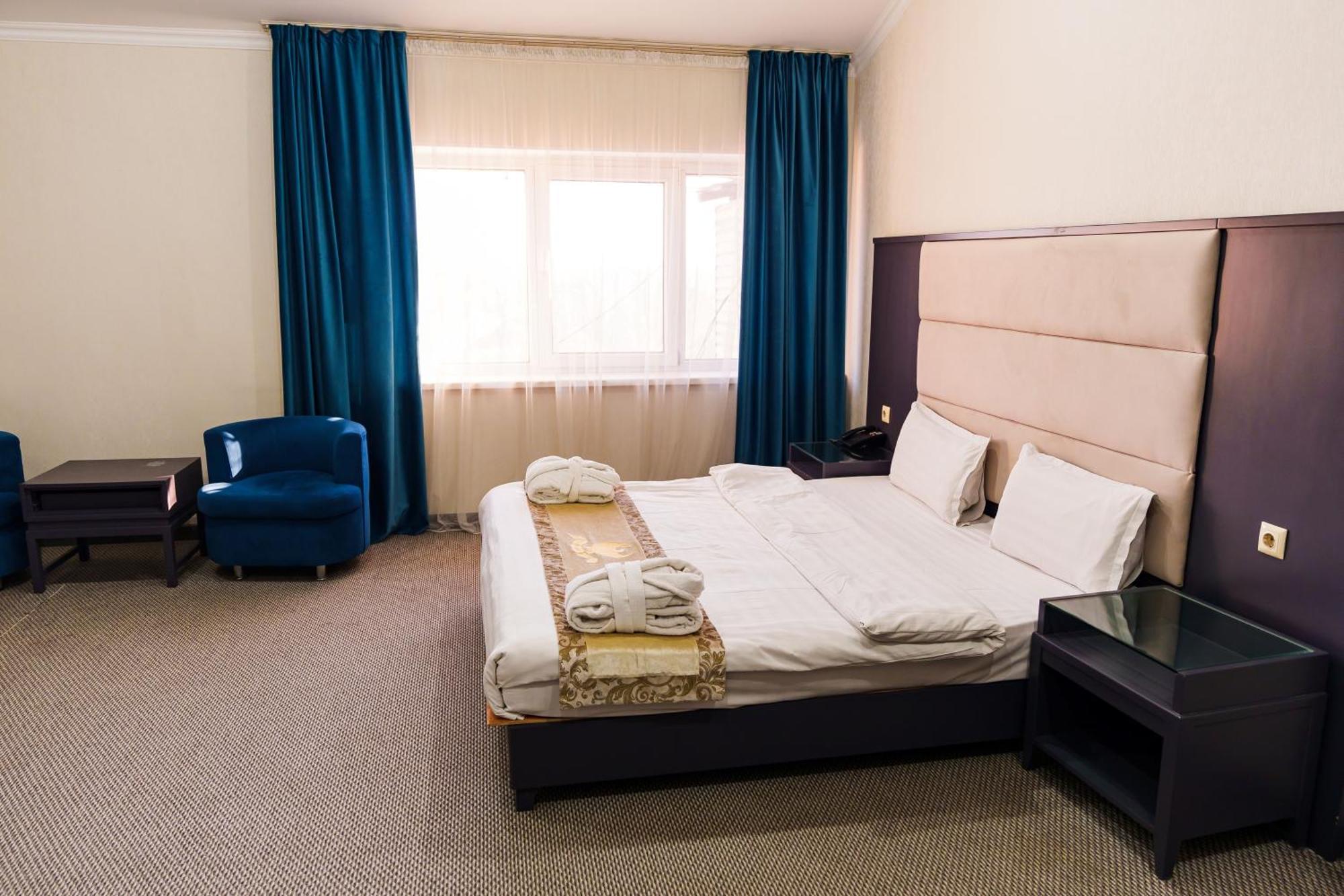 Almaty Grand Erbil Hotel Dış mekan fotoğraf
